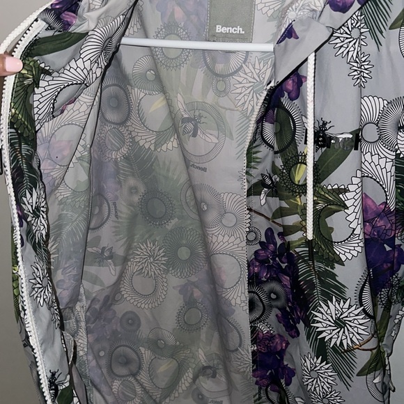 💜BENCH Light Jacket (New) - Picture 7 of 7